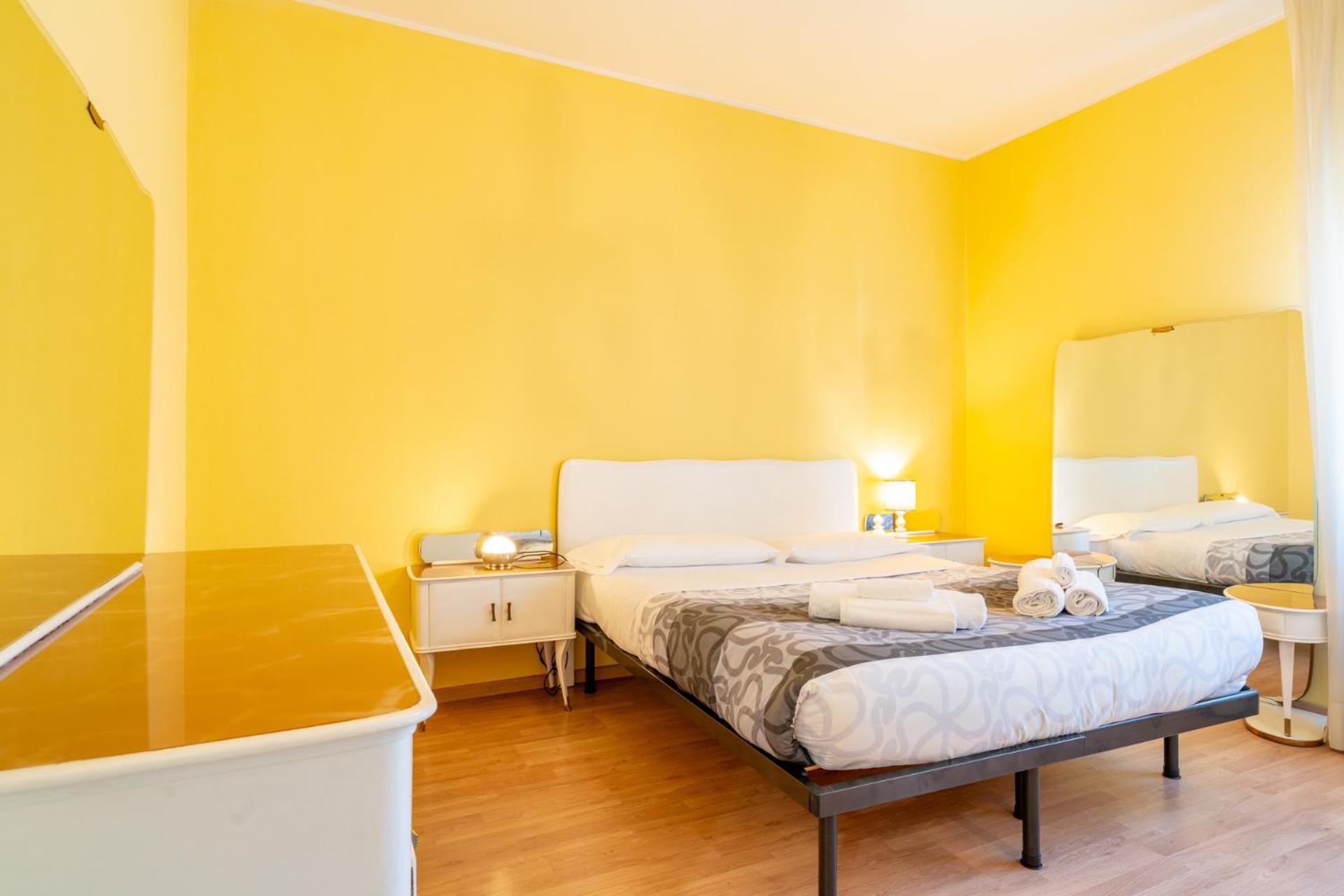 Spacious Apartment At Como Lake Mandello del Lario Exterior photo